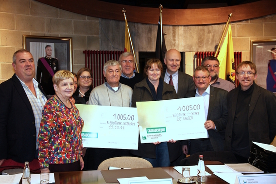 2016-15-12_overhandiging_cheques___12_a