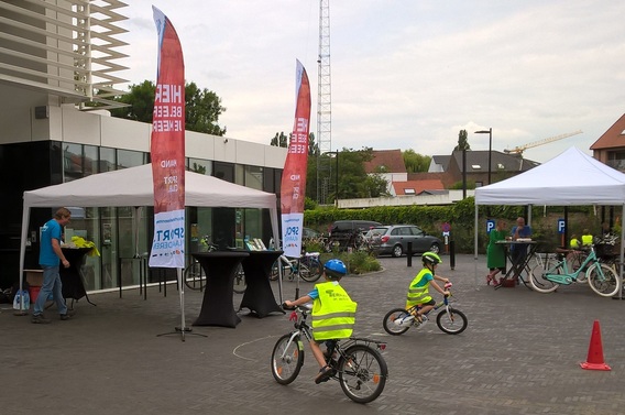 TERNAT - Dag van de fiets op het gemeenteplein - update - Editiepajot