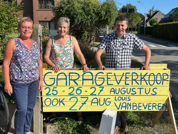 Editiepajot Garageverekoop In Victor Demesmaekerstraat En De Louis