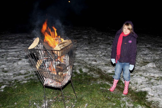 Editiepajot_roosdaal_kerstboomverbrandinglombeek_foto_04_willy_appelmans