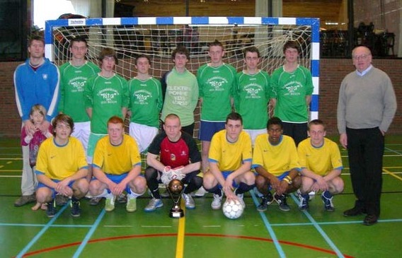 Halle_zaalvoetbal_don_bosco_001