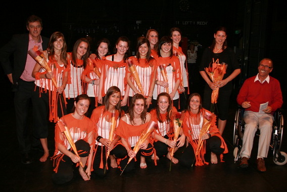 Editiepajot_dilbeek_dasa_dance_company_werd_in_de_bloemetjes_gezet_foto_gerrit_achterland