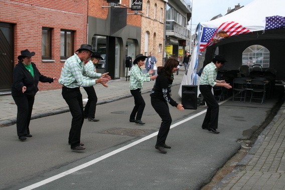 Editiepajot_liedekerke_verslag_braderiefeesten_2011_foto_jacky_delcour__1_