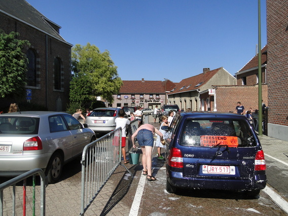 Car_wash_jwb_2011_-_deschuyffeleer__1_