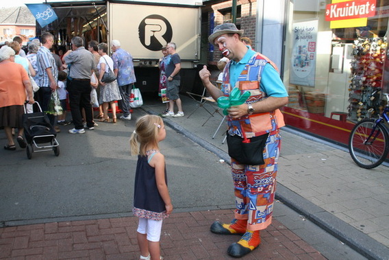 Editiepajot_liedekerke_schoolmarkt_foto_jacky_delcour__1_