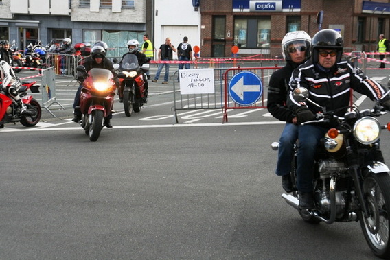 Editiepajot_liedekerke_verslag_motards_2011_foto_jacky_delcour