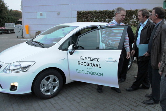 Editiepajot_roosdaal_hyvride_voertuig_foto_jacky_delcour