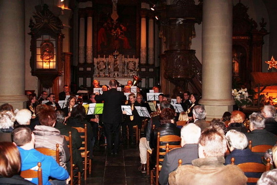 Editiepajot_roosdaal_eindejaarsconcert_fanfare_borchtlombeek_foto_jacky_delcour