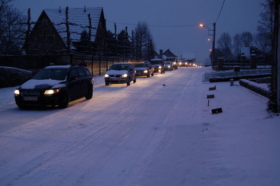 Editiepajot_roosdaal_sneeuwellende_in_de_kraanstraat_in_borchtlombeek_foto_daniel_segers
