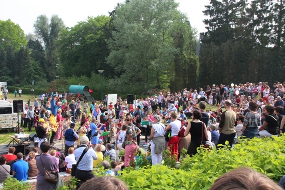 Editiepajot_roosdaal_kalmkunstfestival_2012_verslag_van_zondag_foto_jacky_delcour__1_