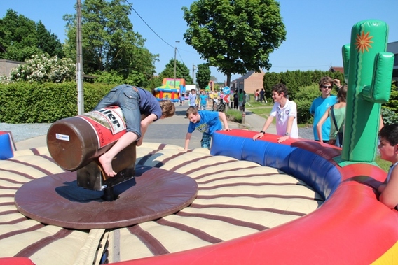 Editiepajot_roosdaal_straatfeest_lostraat_strijtem_foto_jacky_delcour