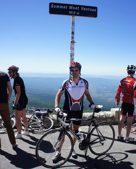 Editiepajot_roosdaal_parkinsonpatienten_mont_ventoux_foto_jacky_delcour