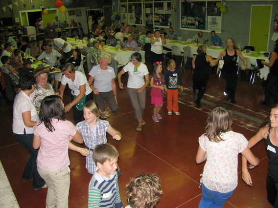 Editiepajot_roosdaal_buurtfeest_pamel_ingezonden_foto__4_