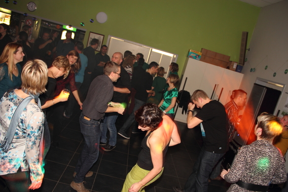 Editiepajot_borchtlombeek_maxi-party_foto_erwin_van_belle