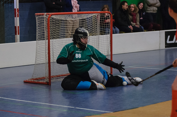Editiepajot_roosdaal_dames_floorball_strijtem_kampioen_foto_jacky_delcour__2_