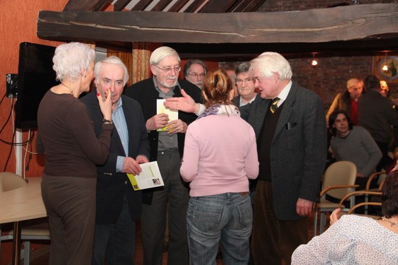 Po__zie_voor_het_dorp_voorstelling_bundel_m
