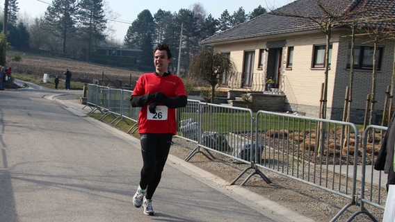 2013-04-01_molenjogging_048_derde_6km_vanderroost_davy