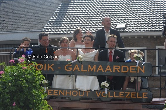 Editiepajot_galmaarden_drieling_trouwt_samen_foto_marc_colpaert