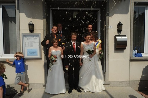 Editiepajot_galmaarden_drieling_trouwt_samen_foto_marc_colpaert__3_