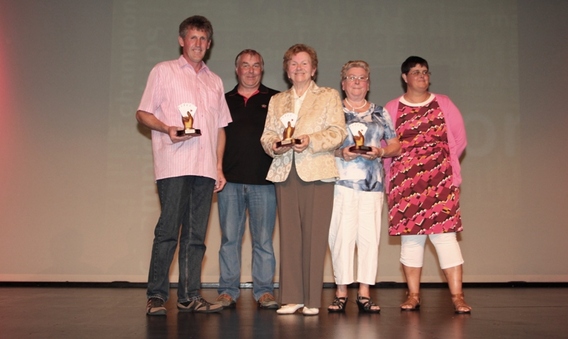 Editiepajot_roosdaal_kampioenenviering_28_juni_2013_foto_jacky_delcour__1_