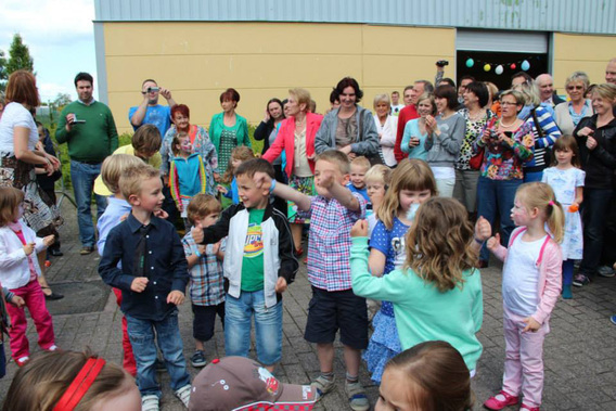 Editiepajot-jacky-delcour-kleuters-dol-fijn-houden-vlaamse-kermis-13052014