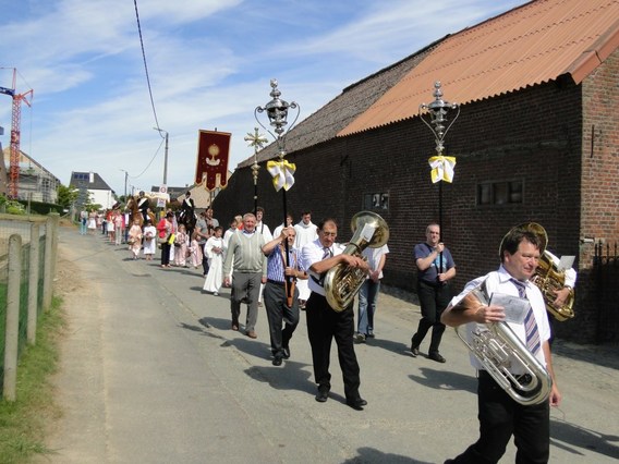 Processie_herfelingen_juni_2014__15_