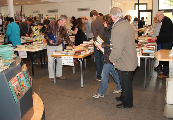 2015-10-18_bib_boekenverkoop___4_a