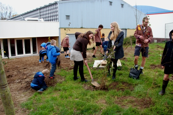 2015-11-45_jeugdhuis_groene_oase__38_a