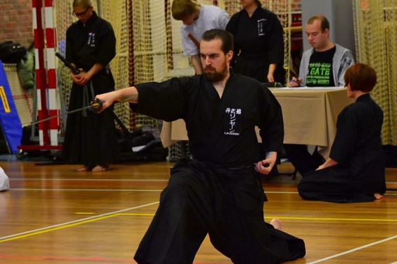 2015-12-15_iaido_tomonokai_toernooi