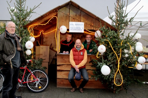 2015-12-20_zaklampenwandelzoektocht_kerstmarkt__16_a