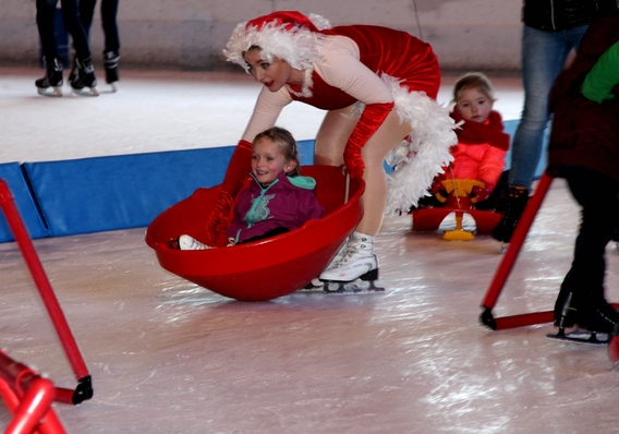 2015-12-23_christmas_on_ice_kerstival_bloso_ijshal__7_a