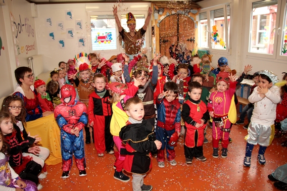 2017-02-24_kleuterschool_dol-fijn_viert_carnaval__28_a