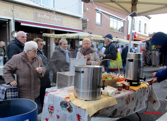 2018-12-22_kerst_op_de_markt___26_ab