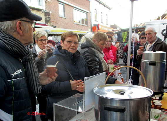 2018-12-22_kerst_op_de_markt___36_ab