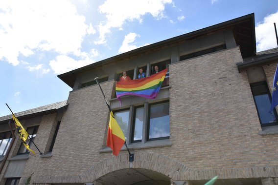 Regenboogvlag_halle__47_