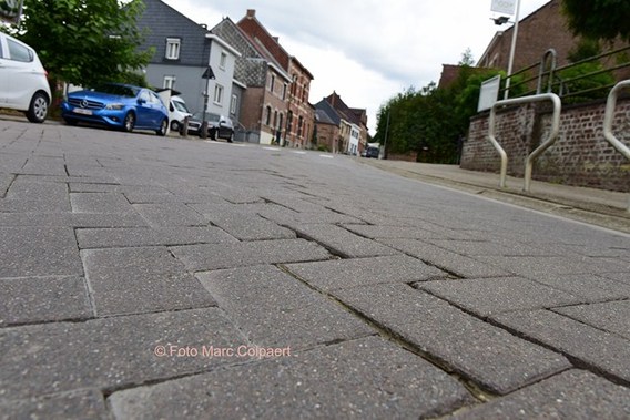 Editie_gooik_dorpstraat_stenen_los_2__kopie_