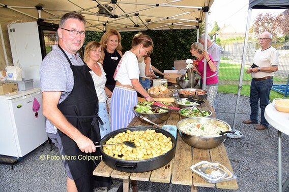 Editie_gooik_buurtfeest_patattestraat_2__kopie_