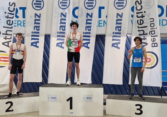 A_arne_podium_be_kamp_beloften_800m_indoor