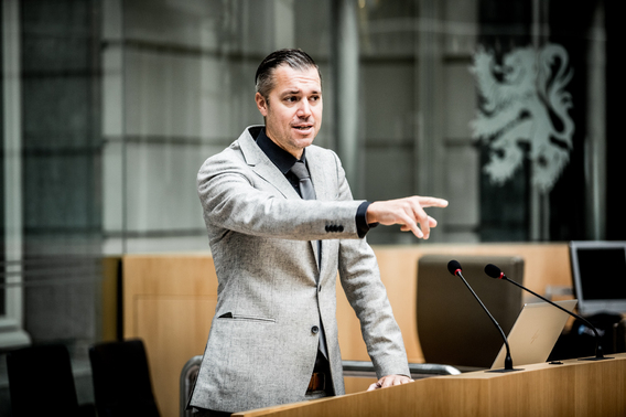 Jeroen_tiebout_emy_elleboog_klein__24_