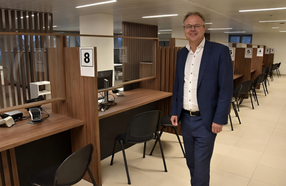 Uitbreiding-avondopening-loketten-burgemeester-jan-desmeth