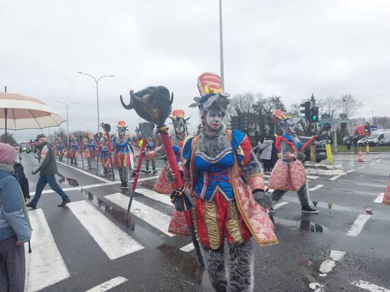 03f7a9c0-a9c0-461a-adf6-700bff960256