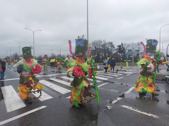 A625fe54-ab45-484a-8f68-ca9e2bc7fabd