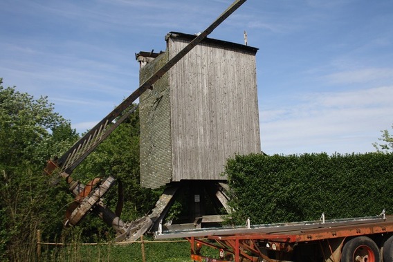 Molen_uit_de_bergstraat_die_naar_lasne_werd_verplaatst