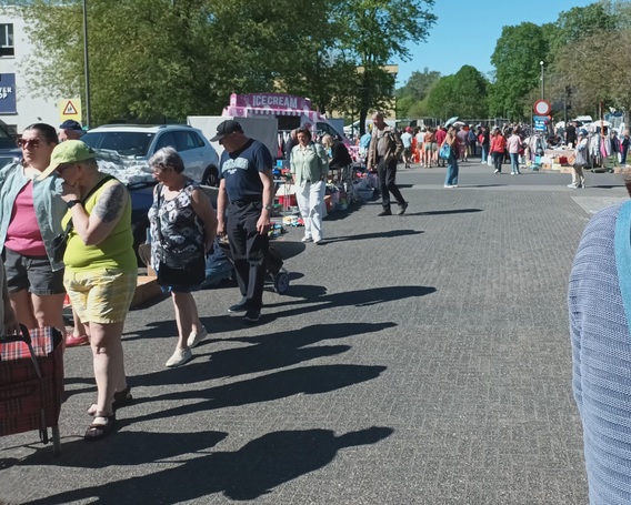 1000011679