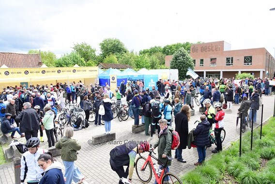 Heel veel volk.- Foto Marc Colpaert