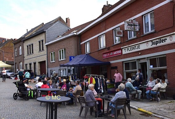 Sfeermarkt op zaterdag.- Foto Marc Colpaert