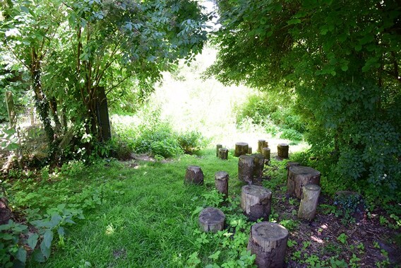 De mooie tuin van het Baljuwhuis.- Foto Marc Colpaert