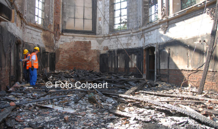 De kerk na de brand in 2008.- Foto Marc Colpaert