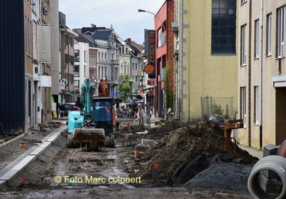 Werken in de Burchtstraat.- Foto Marc Colpaert