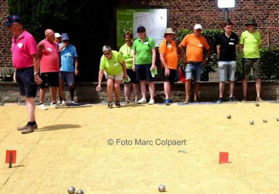 Samen sporten in Herfelingen.- Foto Marc Colpaert